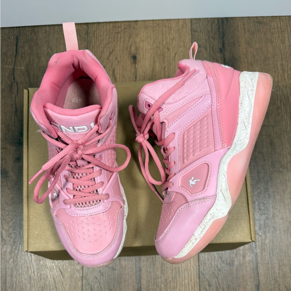 AND1‎ Pink basketball Sneakers